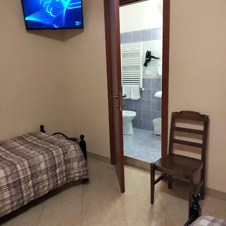 Guest house The & - Parcheggia Gratis Sotto Casa Ed Entra - Mazara del Vallo