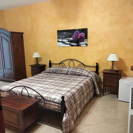 The & - Parcheggia Gratis Sotto Casa Ed Entra - 3*
