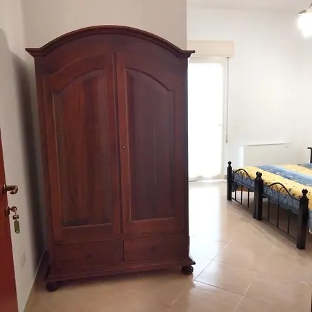 The & - Parcheggia Gratis Sotto Casa Ed Entra - Guest house 3*