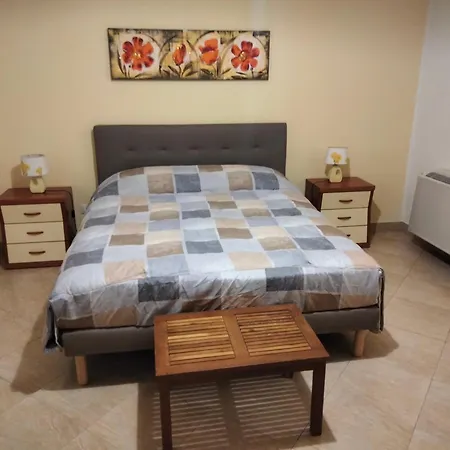 Guest house The & - Parcheggia Gratis Sotto Casa Ed Entra -