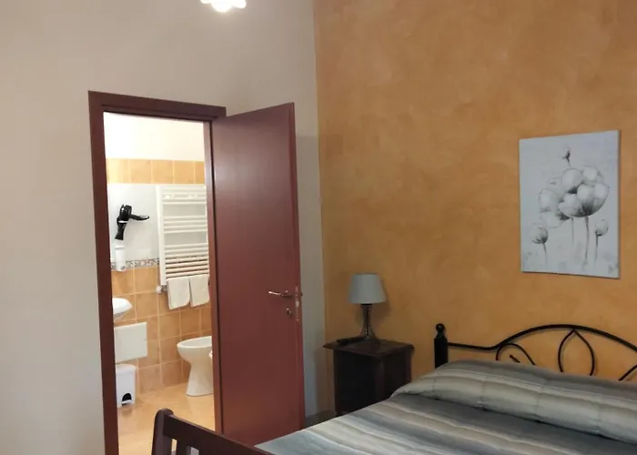 Gasthuis The & - Parcheggia Gratis Sotto Casa Ed Entra -
