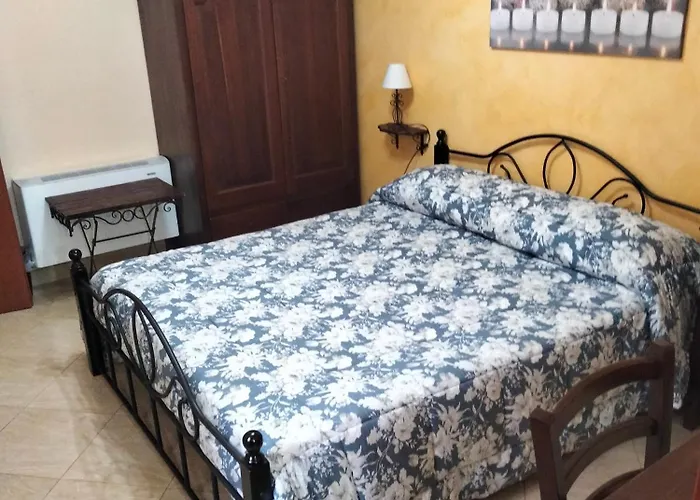 The & - Parcheggia Gratis Sotto Casa Ed Entra - 3*
